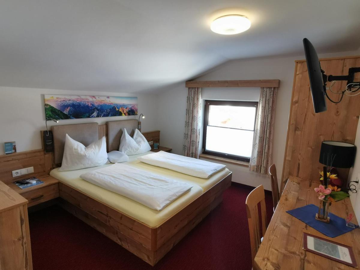 Oberauer Wagrain - Die Eco Familien Hotelpension B&B מראה חיצוני תמונה