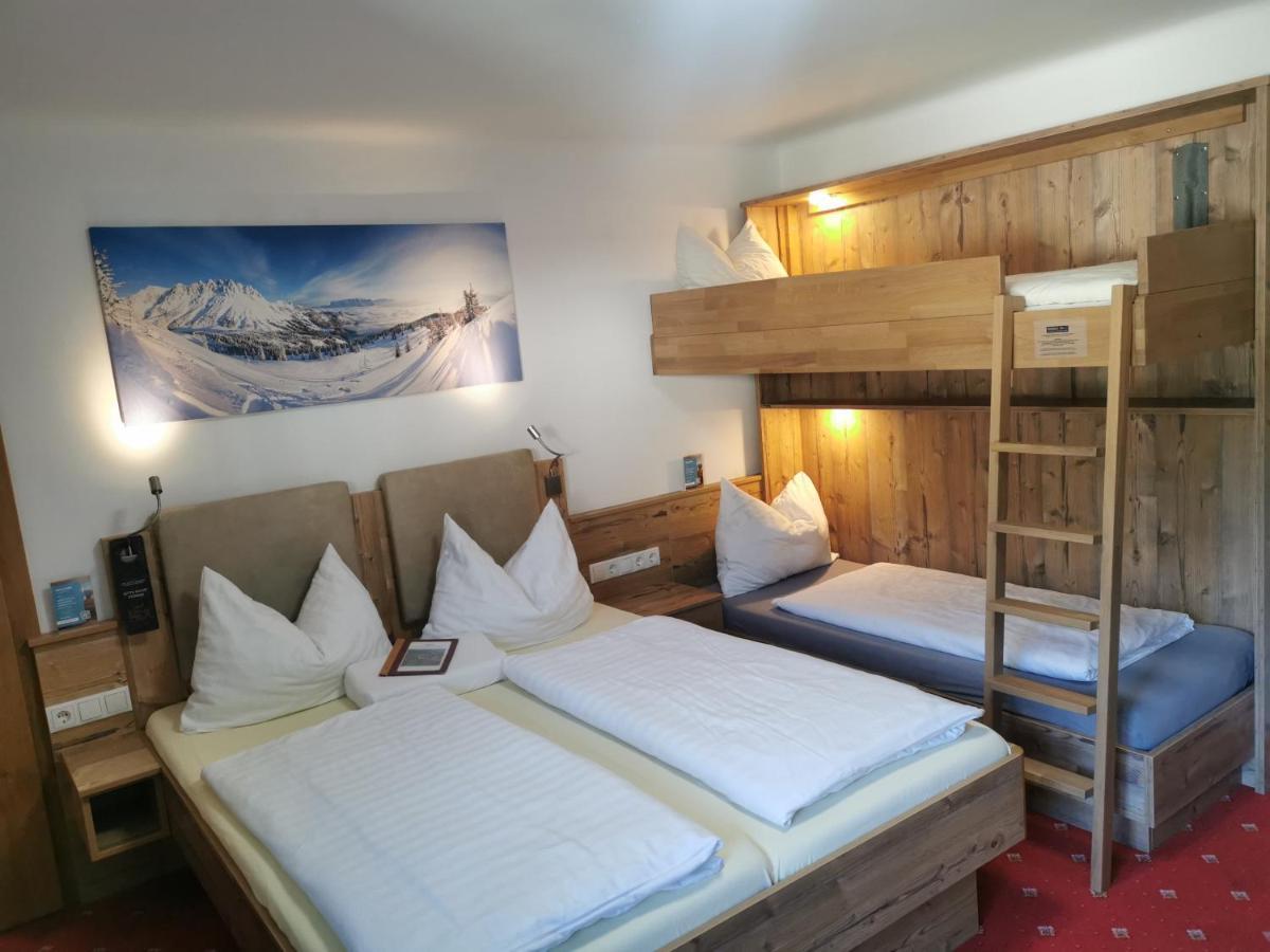 Oberauer Wagrain - Die Eco Familien Hotelpension B&B מראה חיצוני תמונה
