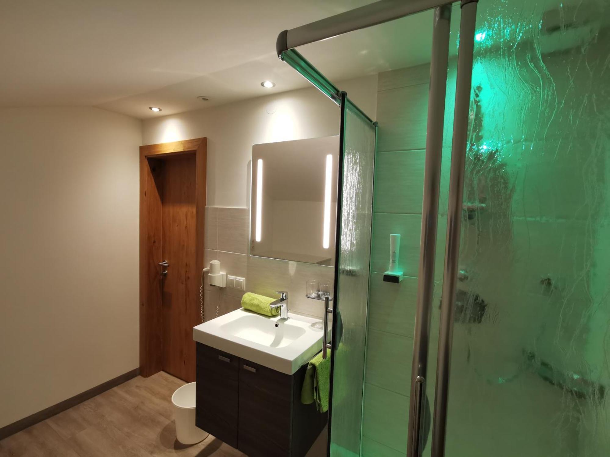 Oberauer Wagrain - Die Eco Familien Hotelpension B&B מראה חיצוני תמונה