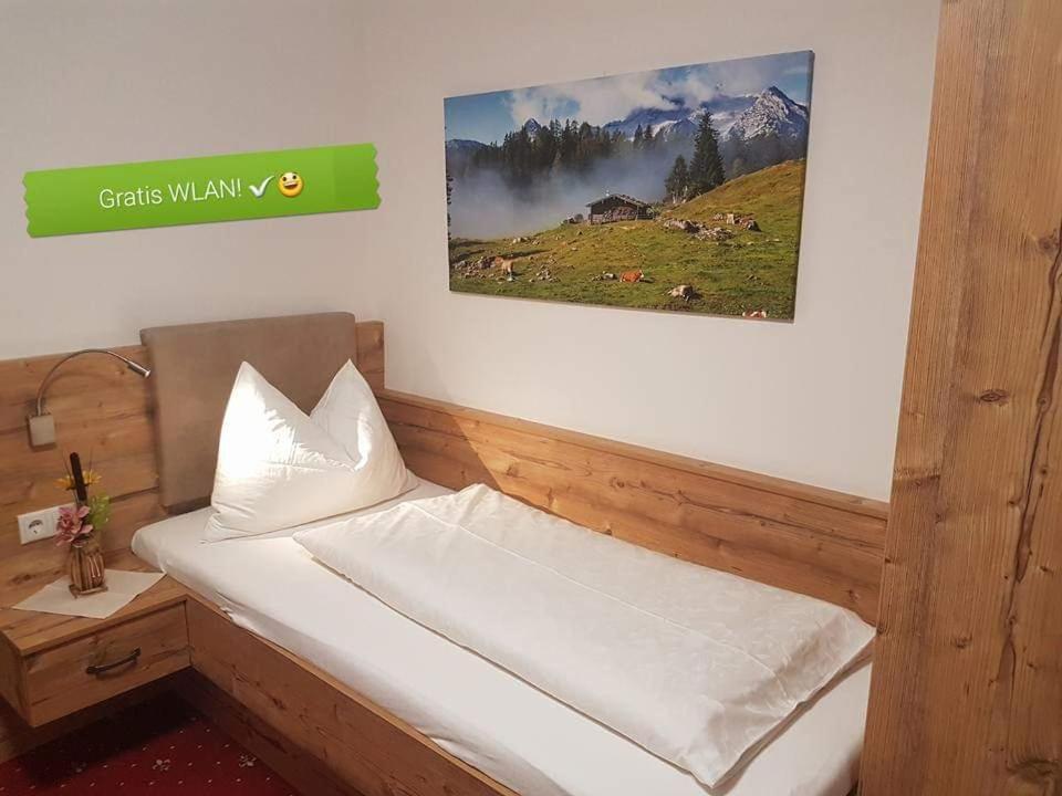 Oberauer Wagrain - Die Eco Familien Hotelpension B&B חדר תמונה