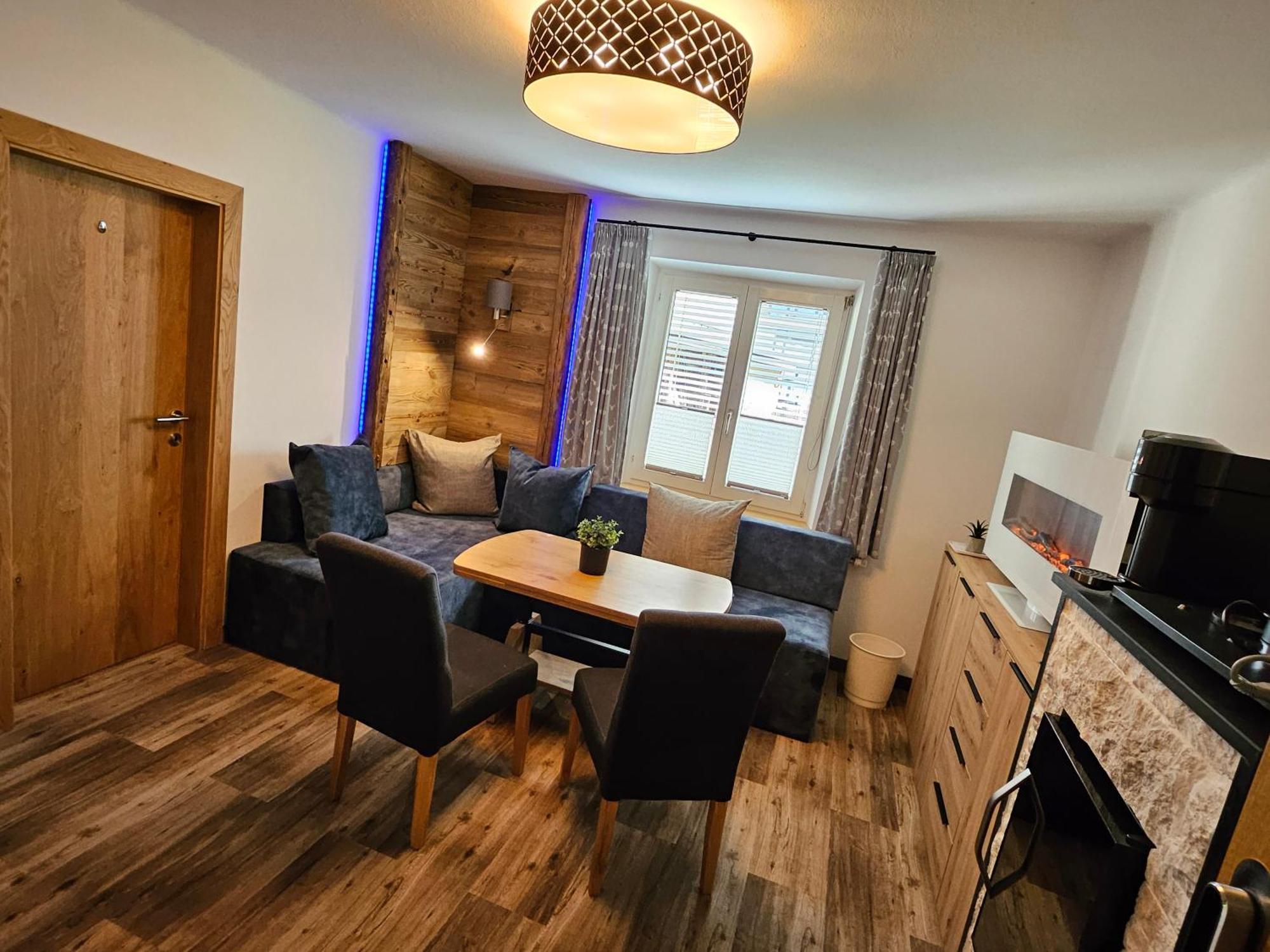 Oberauer Wagrain - Die Eco Familien Hotelpension B&B מראה חיצוני תמונה