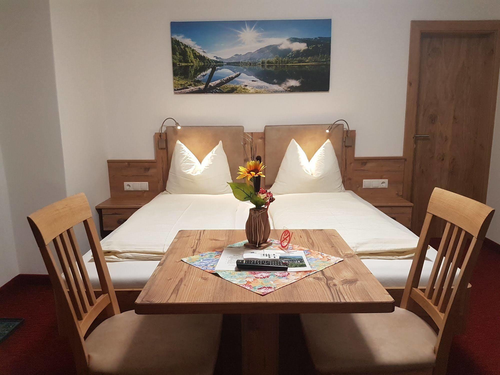 Oberauer Wagrain - Die Eco Familien Hotelpension B&B מראה חיצוני תמונה